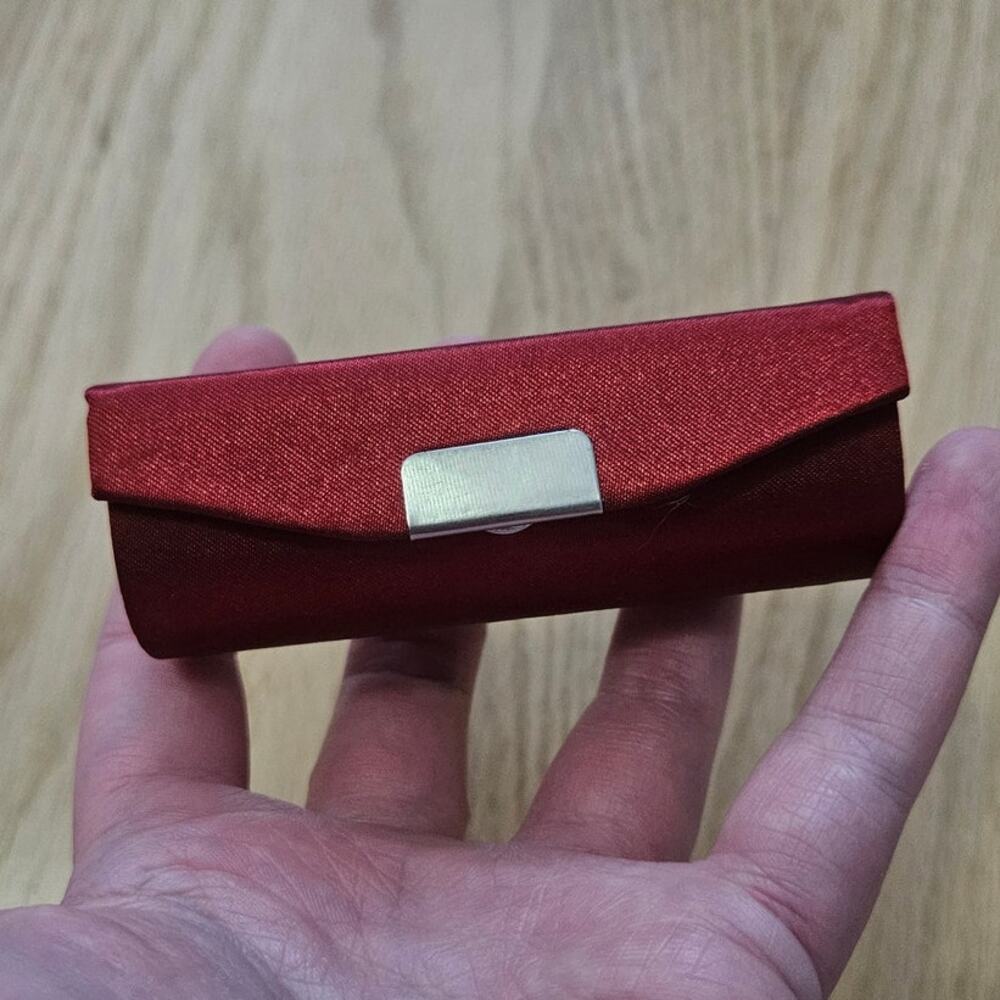 Boutique Lipstick Red Lipstick Case ~ Smooth silky material w/ mirror inside